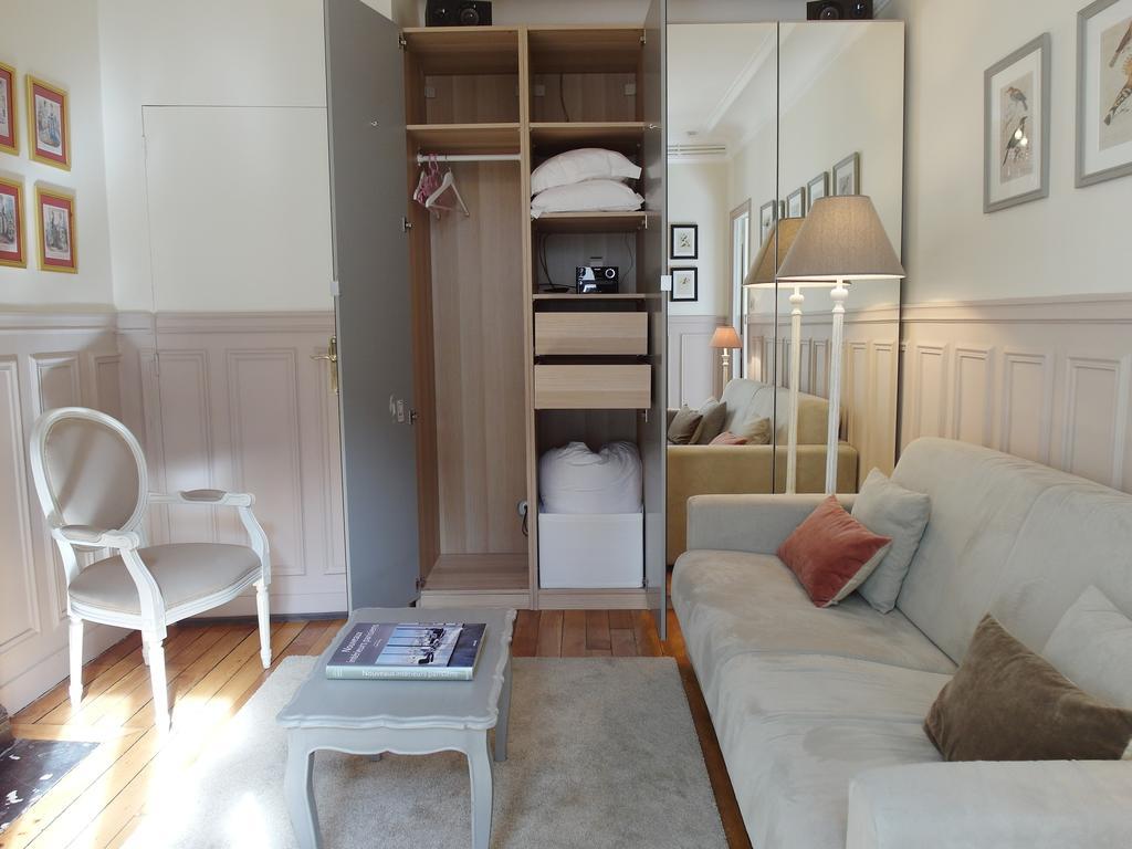 Bed & Breakfast Chambre D Hote : Louvre Elegant Apt Suite Paris