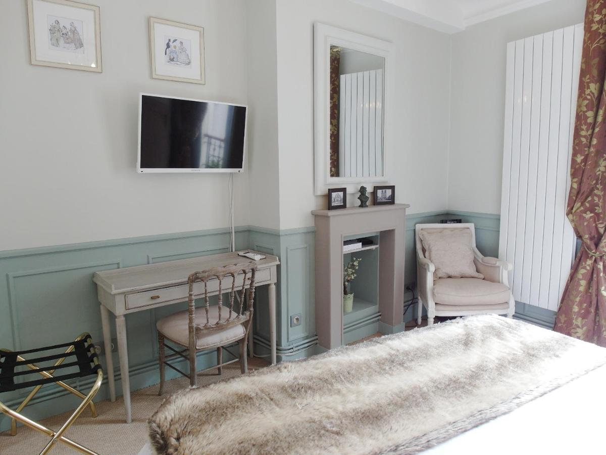 Chambre D Hote : Louvre Elegant Apt Suite 3* Paris